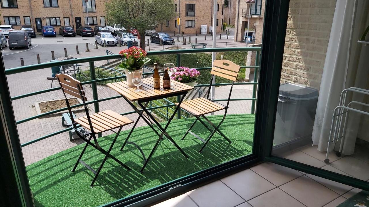 Lln Lodge Лувен-ла-Ньов Екстериор снимка